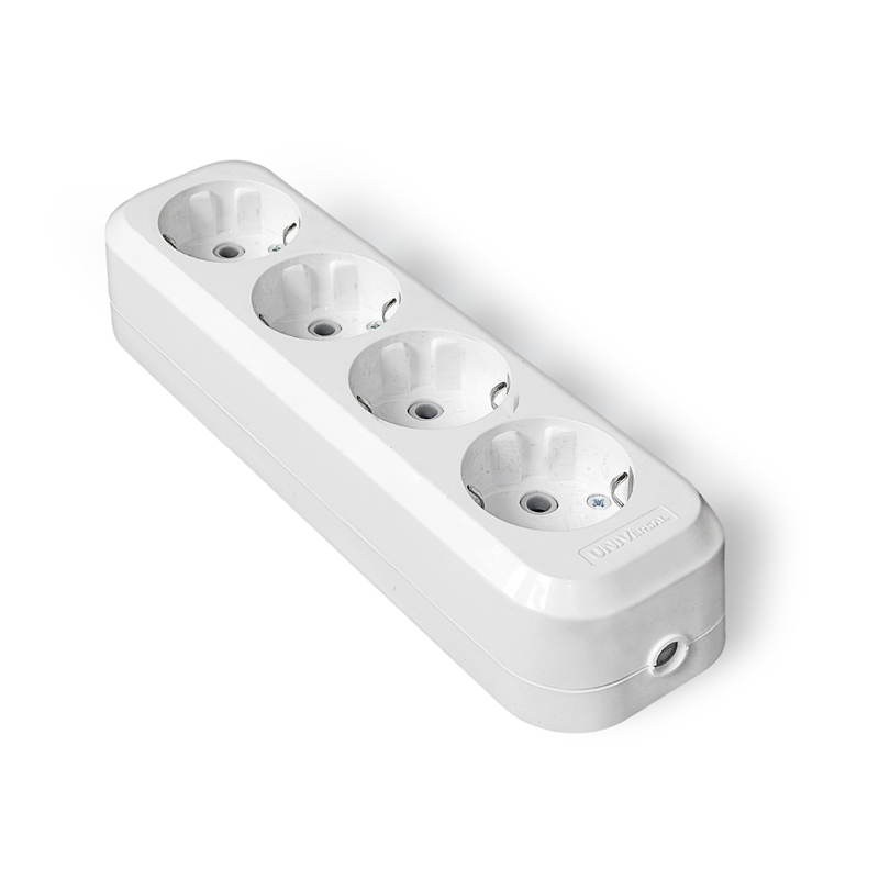 Е304 Колодка UNIVersal 4 гн. с-з AБС-пластик (еврослот)