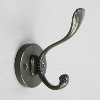 9617934 Крючок мебельный CAPPIO GRACE, двухрожковый, цвет графит