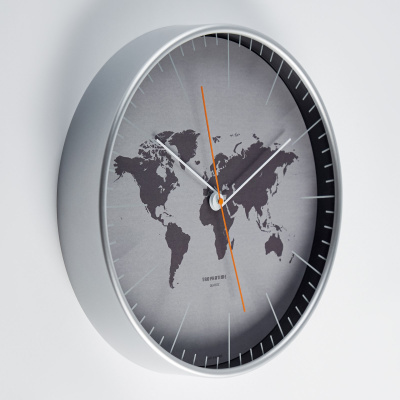 5005008 Часы настенные Материки, d 30.5 см. цвет серый1